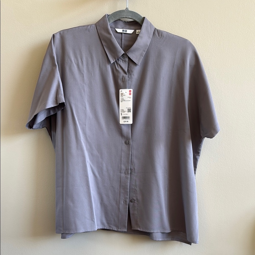 Uniqlo Rayon Short Sleeve Blouse